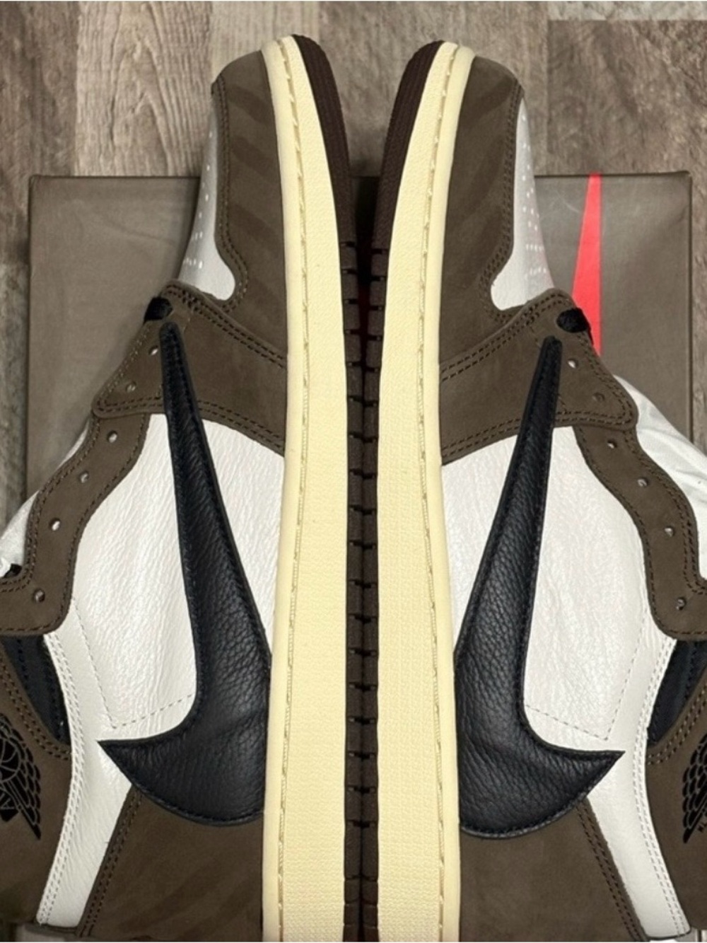 Air Jordan 1 High OG SP - Travis Scott “Mocha” ☕️